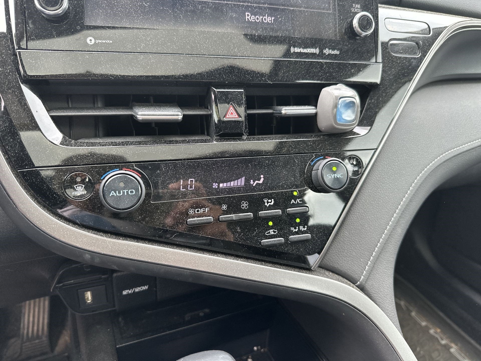 2021 Toyota Camry Hybrid SE