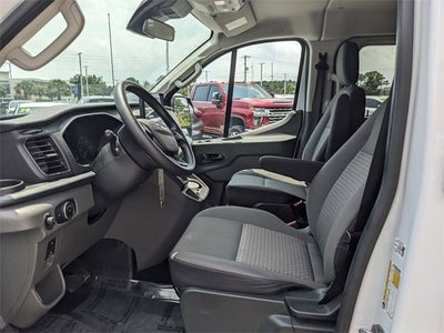 2022 Ford Transit Passenger Wagon XLT