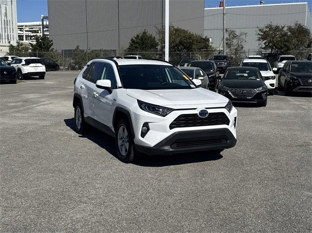 2020 Toyota RAV4 Hybrid XLE