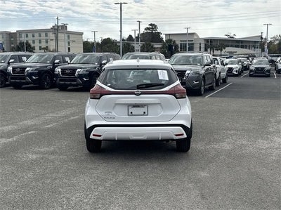 2024 Nissan Kicks S