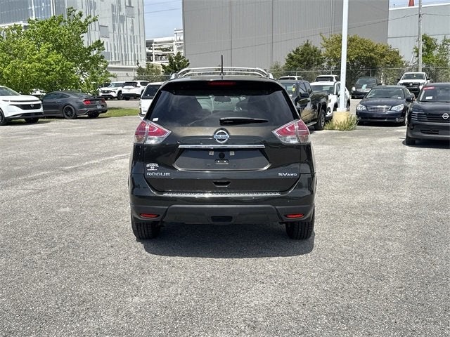 2016 Nissan Rogue SV