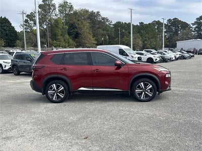 2022 Nissan Rogue SL