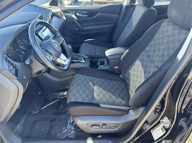 2021 Nissan Rogue Sport SV