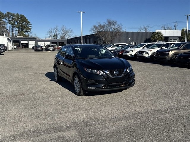 2021 Nissan Rogue Sport SV