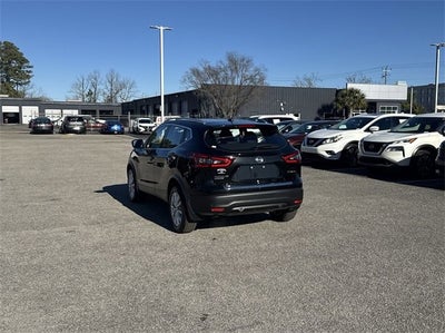 2021 Nissan Rogue Sport SV