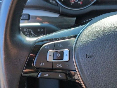 2018 Volkswagen Passat 2.0T SE