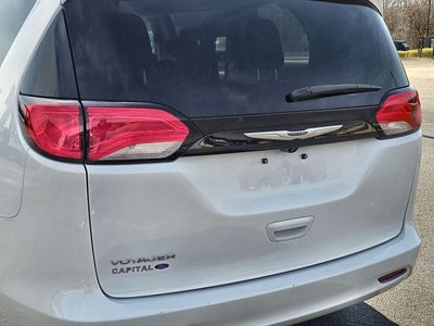 2023 Chrysler Voyager LX