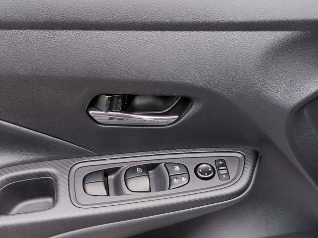 2024 Nissan Versa 1.6 SV