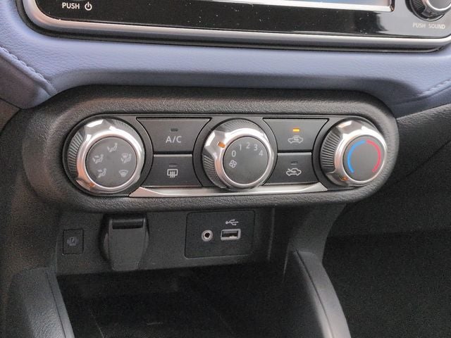 2024 Nissan Versa 1.6 SV