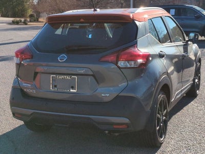 2020 Nissan Kicks SR
