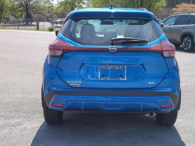 2023 Nissan Kicks SR