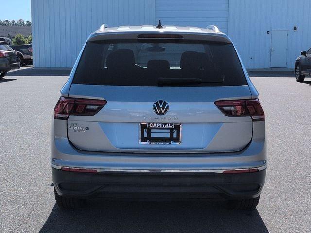 2024 Volkswagen Tiguan 2.0T SE