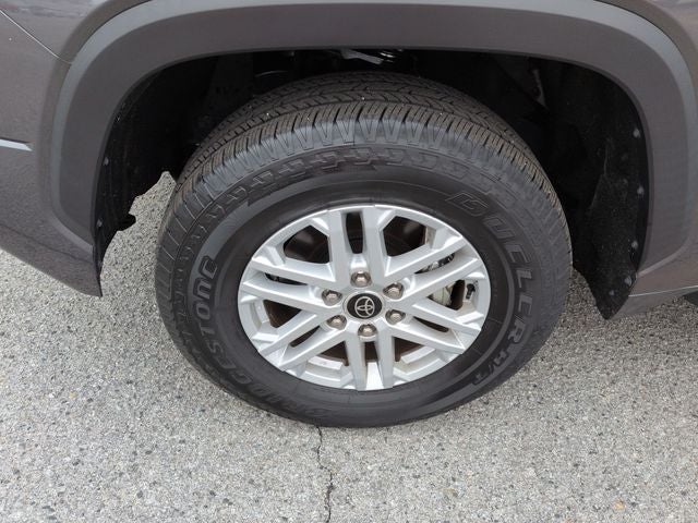 2022 Toyota Tundra SR5