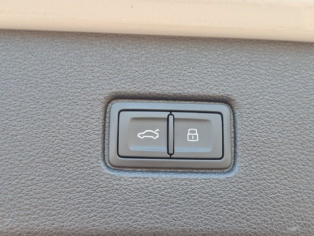 2023 Audi Q7 55 Premium Plus quattro