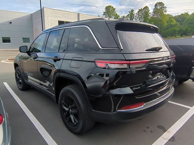 2023 Jeep Grand Cherokee Laredo