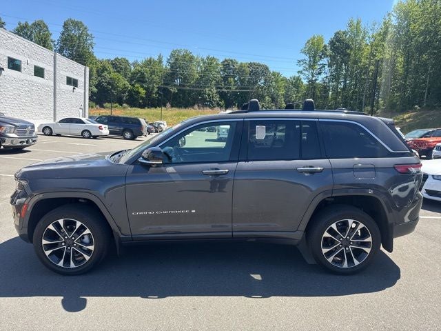 2022 Jeep Grand Cherokee Overland