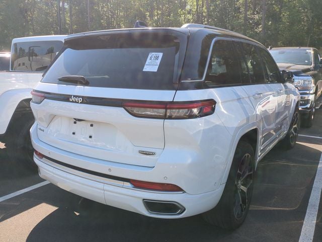 2022 Jeep Grand Cherokee Summit Reserve