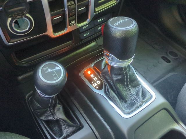 2024 Jeep Gladiator Sport