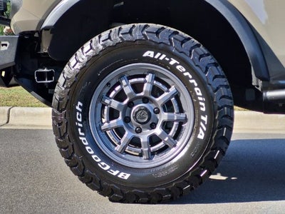 2025 Ford Bronco Base