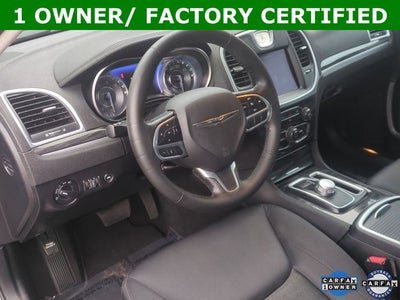 2021 Chrysler 300 Touring