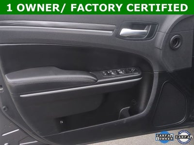 2021 Chrysler 300 Touring