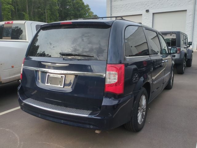 2015 Chrysler Town & Country Touring-L