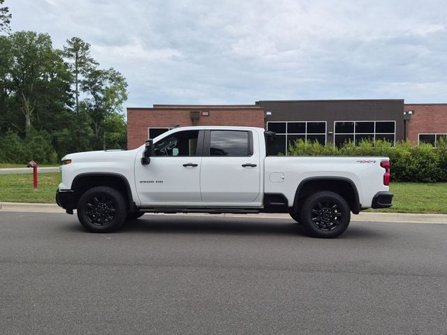 2024 Chevrolet Silverado 2500HD Custom