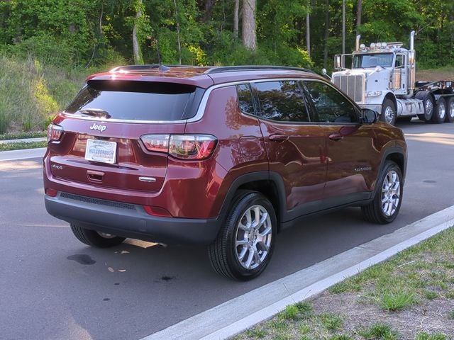 2022 Jeep Compass Latitude Lux