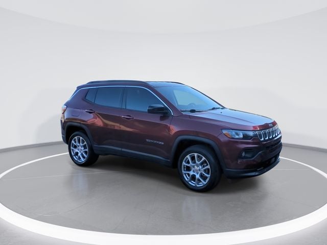 2022 Jeep Compass Latitude Lux