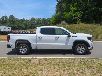 2024 GMC Sierra 1500 SLE