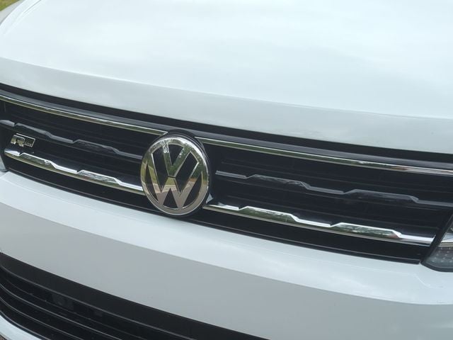 2021 Volkswagen Tiguan 2.0T SE R-Line Black