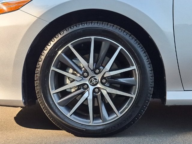 2024 Toyota Camry Hybrid XLE