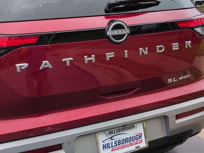 2023 Nissan Pathfinder SL