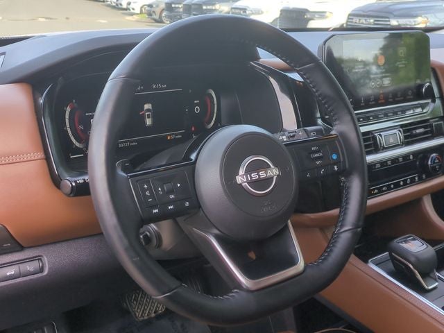 2023 Nissan Pathfinder Platinum