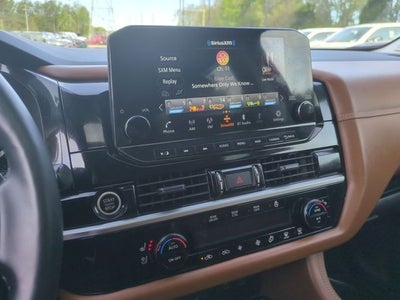 2023 Nissan Pathfinder Platinum