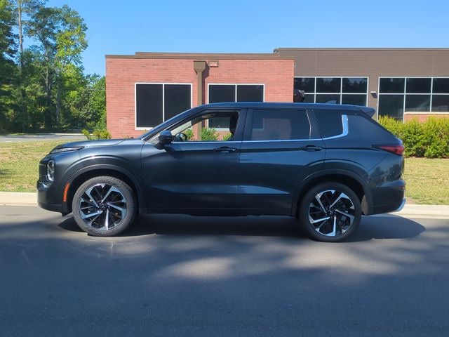 2024 Mitsubishi Outlander SE Black Edition