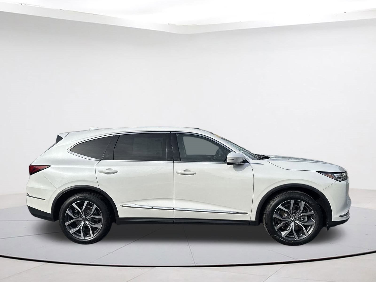 2022 Acura MDX w/Technology Package