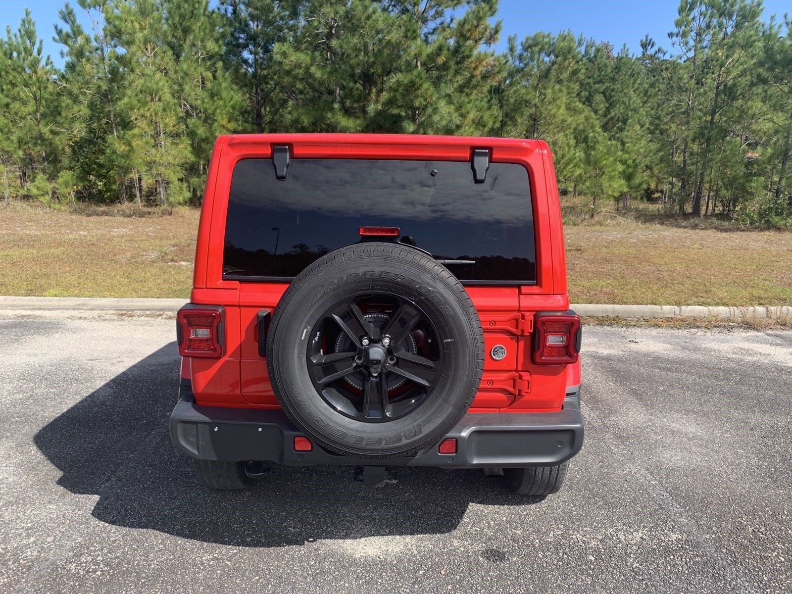 2020 Jeep Wrangler Unlimited Sahara Altitude
