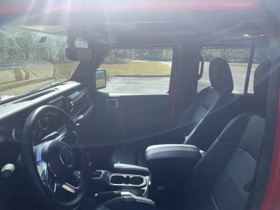 2020 Jeep Wrangler Unlimited Sahara Altitude