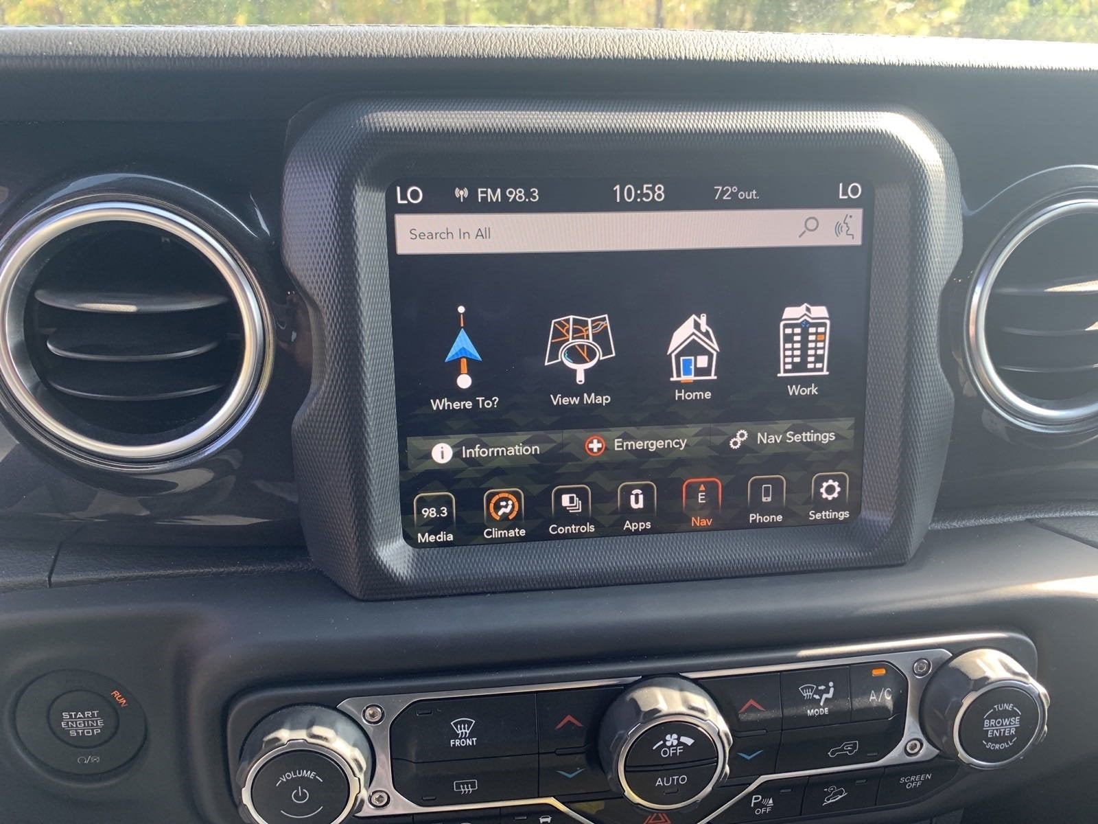 2020 Jeep Wrangler Unlimited Sahara Altitude