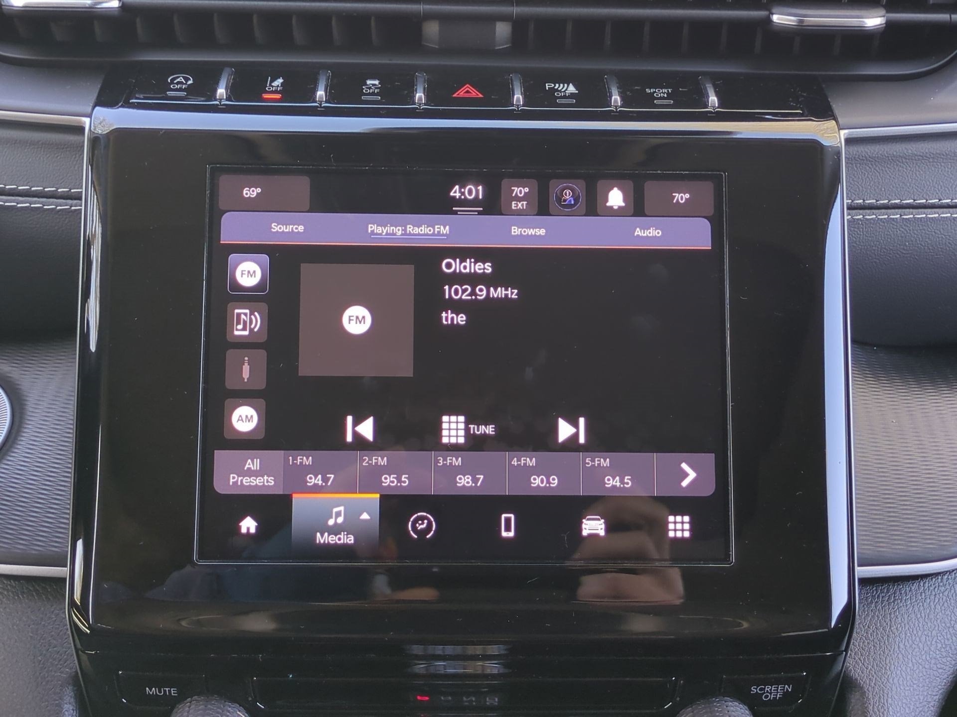 2023 Jeep Grand Cherokee Laredo