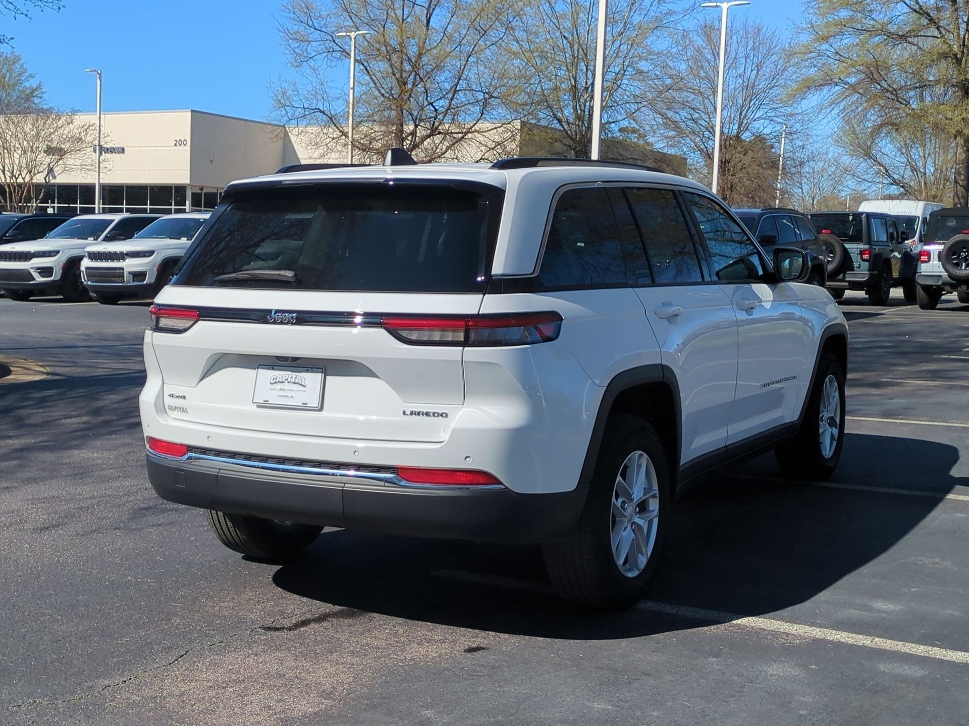 2023 Jeep Grand Cherokee Laredo