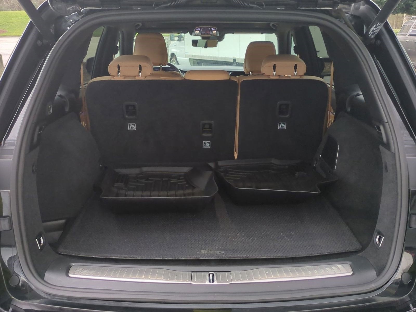 2022 Jeep Grand Cherokee Summit Reserve