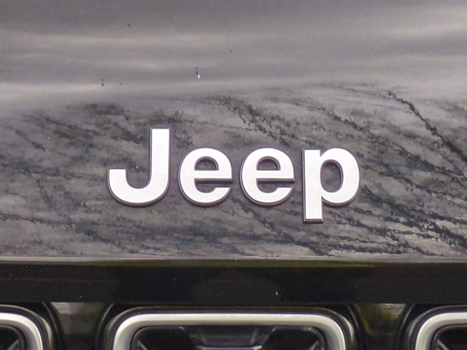 2022 Jeep Grand Cherokee Summit Reserve