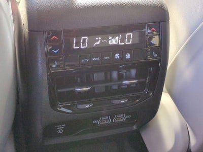 2022 Jeep Grand Cherokee L Summit