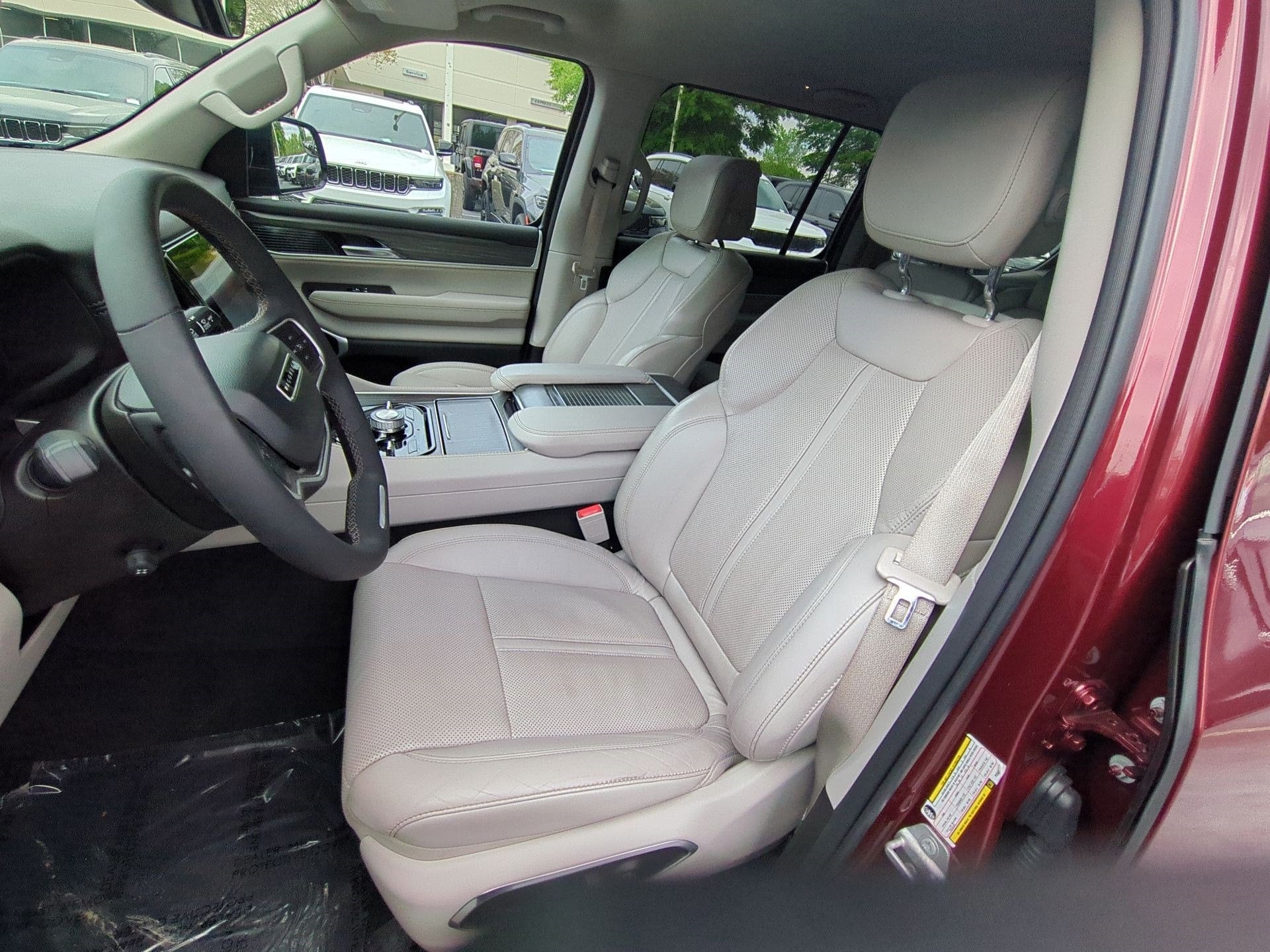 2023 Jeep Wagoneer Series III