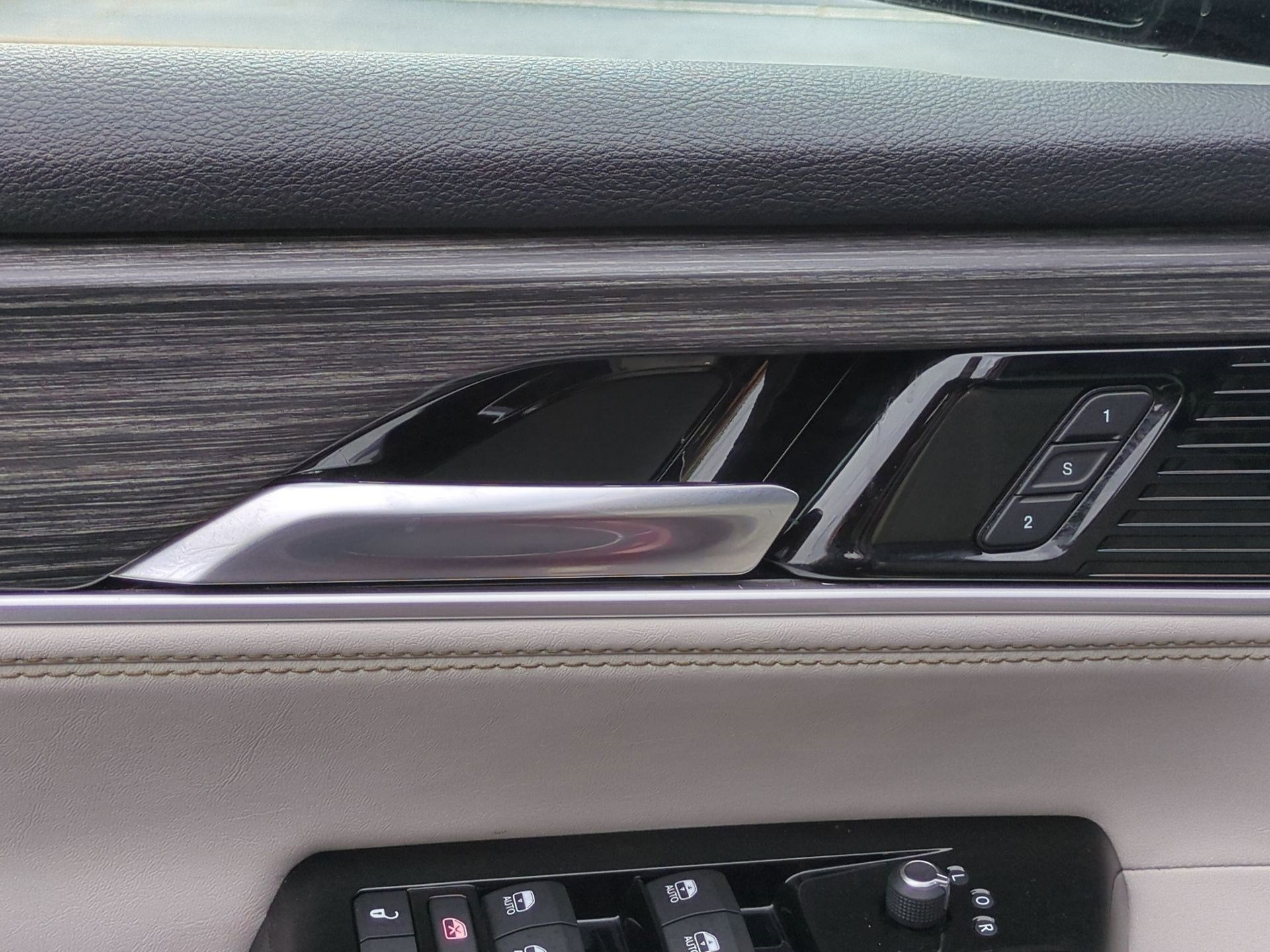 2023 Jeep Wagoneer Series III