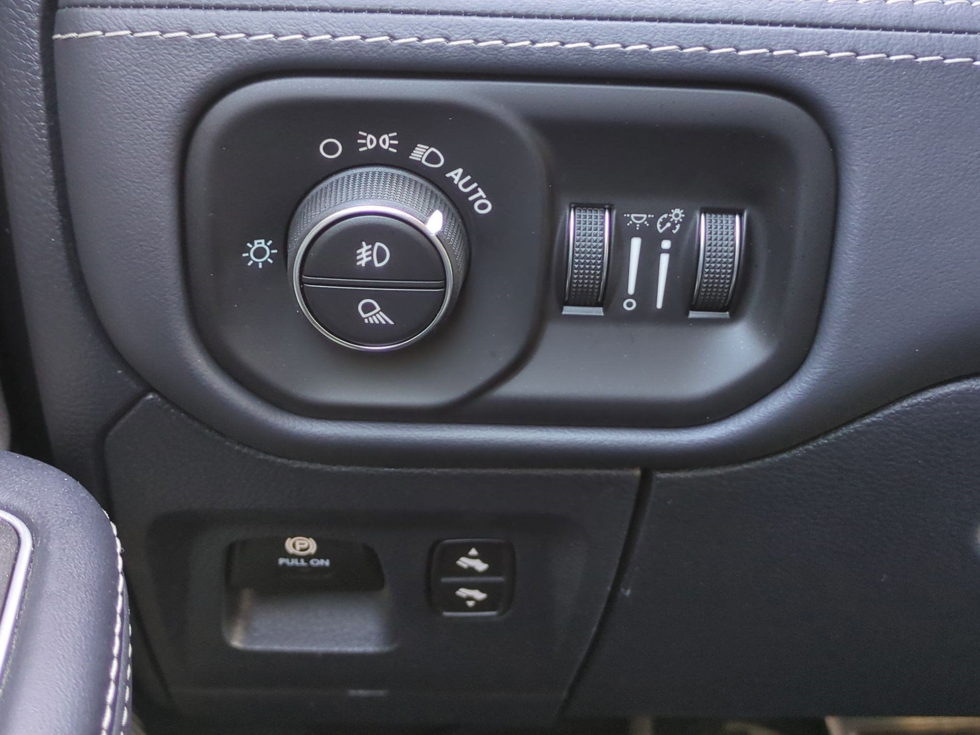 2023 RAM 1500 Limited