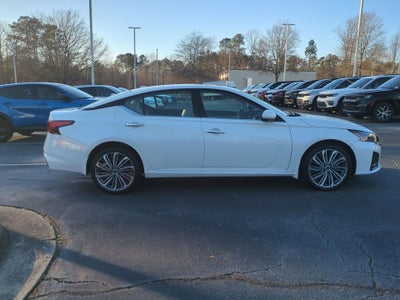 2023 Nissan Altima 2.5 SL