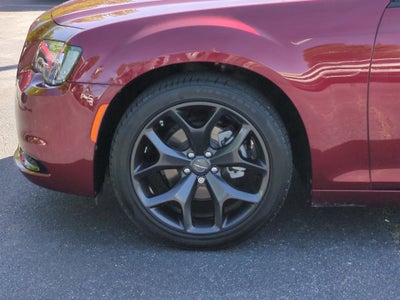 2023 Chrysler 300 Touring